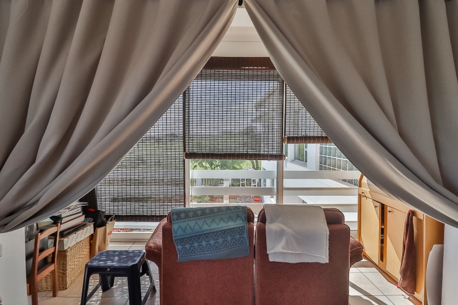 7 Bedroom Property for Sale in Country Club Western Cape